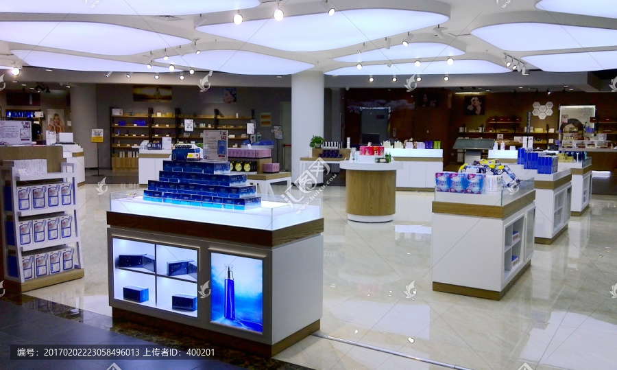 雙軌并行，體驗為王 論化妝品與家電銷售的融合之道